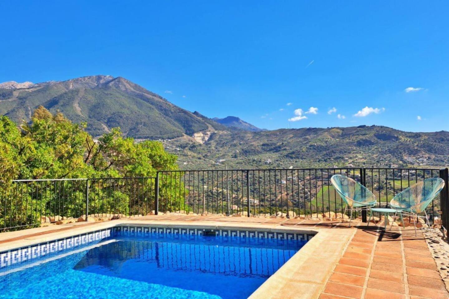 La Perla Andaluza Villa Alcaucin Bagian luar foto