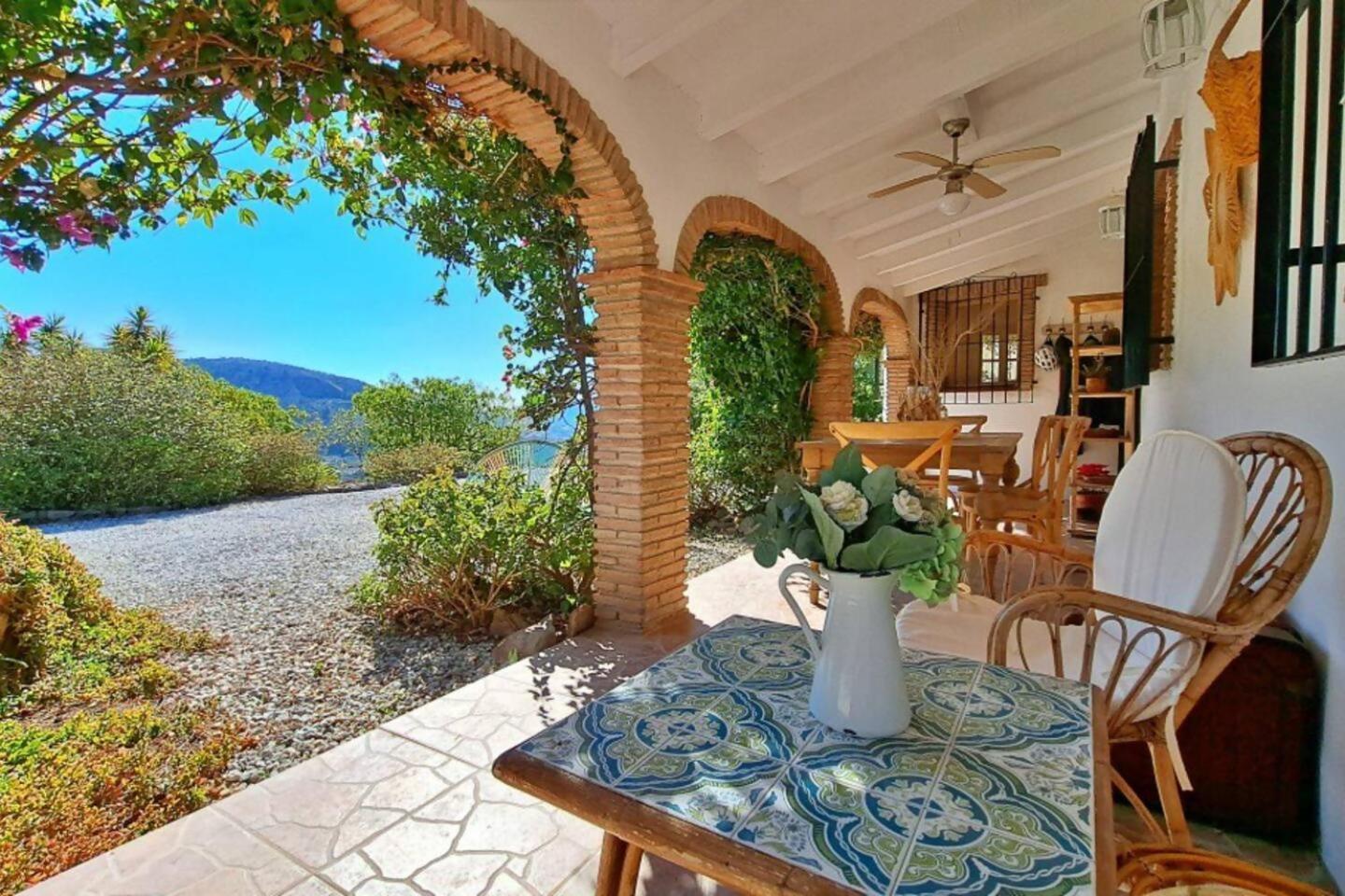 La Perla Andaluza Villa Alcaucin Bagian luar foto